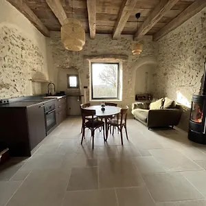 Dans Vieille Ferme Bugiste Appartement Ceyzerieu